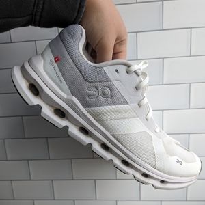 Women's ON Cloudrunner - White/Frost